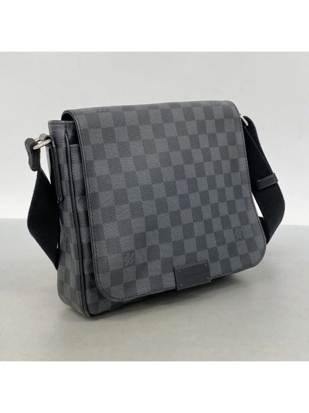 Louis Vuitton Shoulder Bag Damier Graphite District PM Black Gray